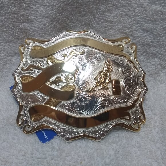 Montana Silversmiths Large Barrel Racer Buckle Triple Banner Trophy Mint Custom